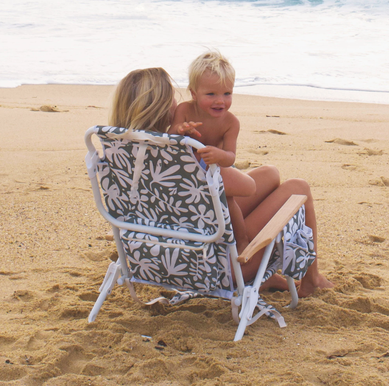 The Vacay Olive Luxe Beach Chair