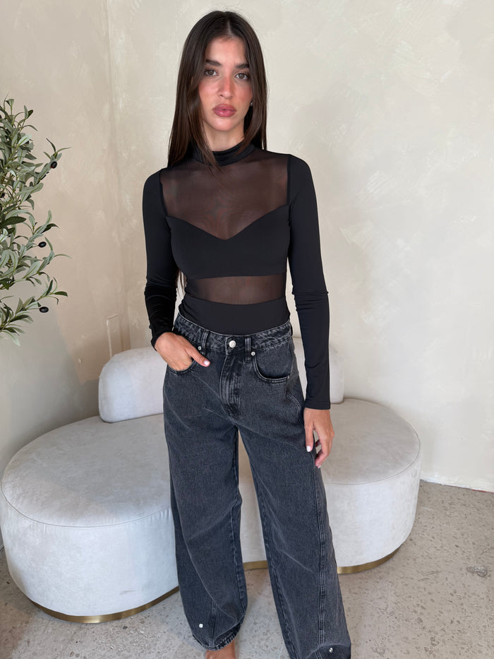 Black Wash Mid Rise Denim Pants