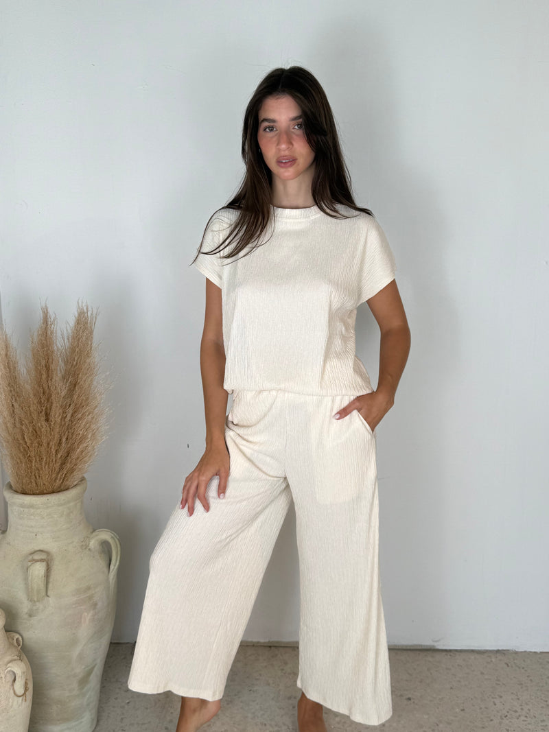 Cream Textured Set
