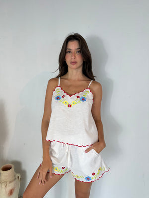 Red Scallop Embroidered Set