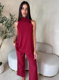 High Sleeveless Top And Straight Leg Pants Set