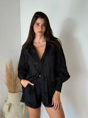 Black Eyelet LS Set