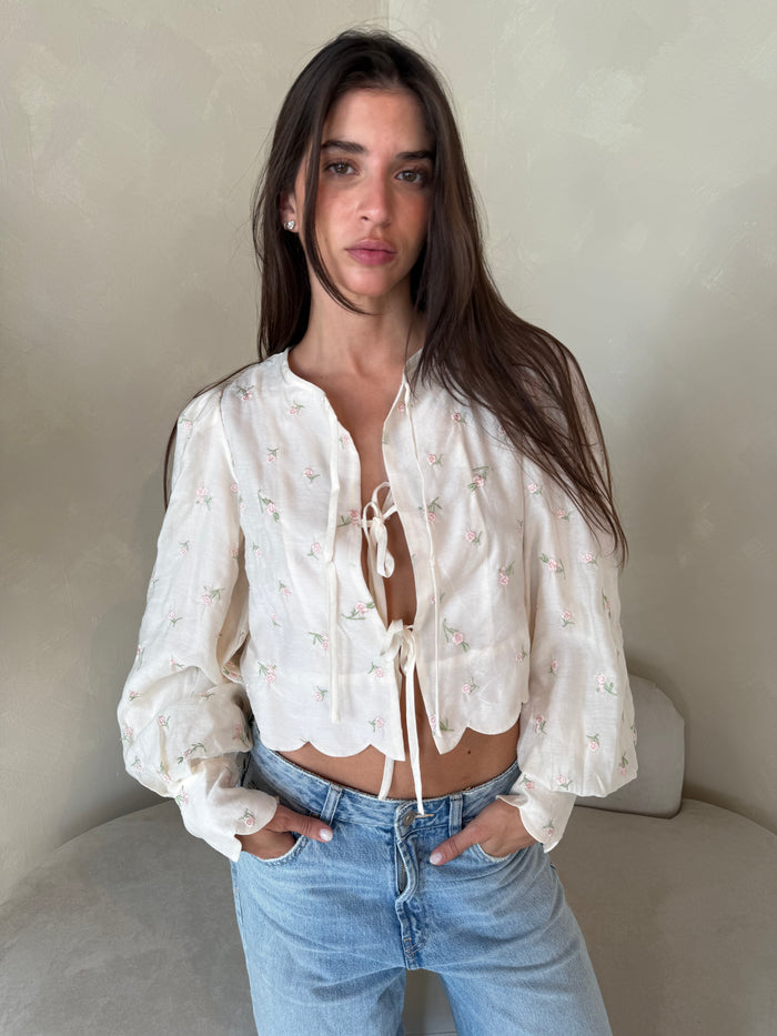 Floral Scallop Blouse