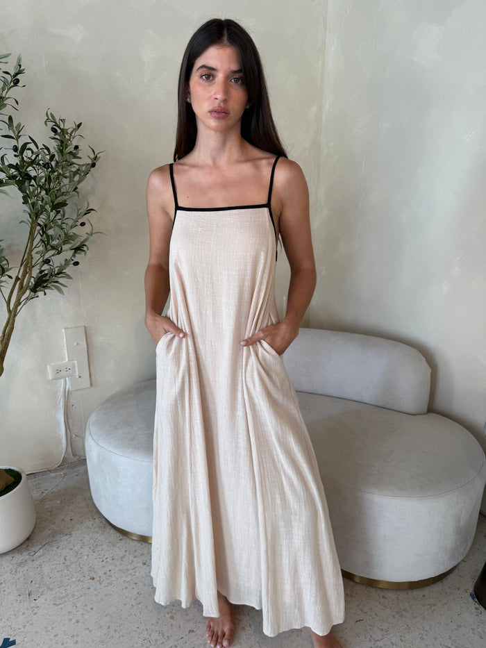 Oat Piping Maxi Dress