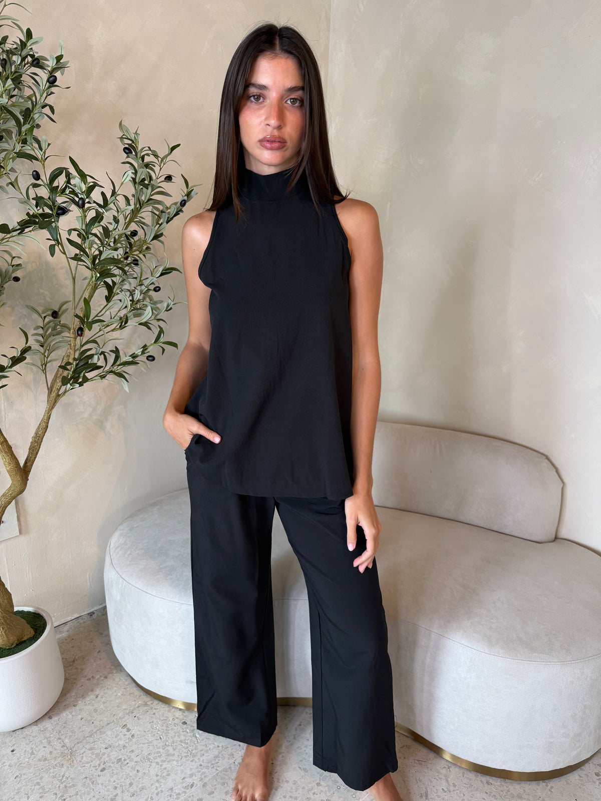 High Sleeveless Top And Straight Leg Pants Set