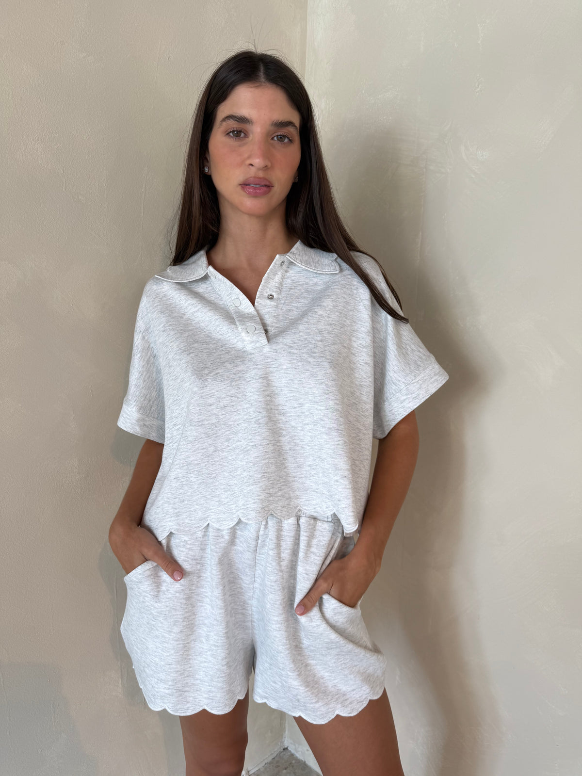 Lt Grey Scallop Set