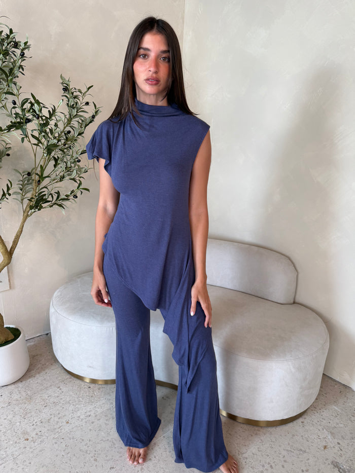 Asymetric Draped Set