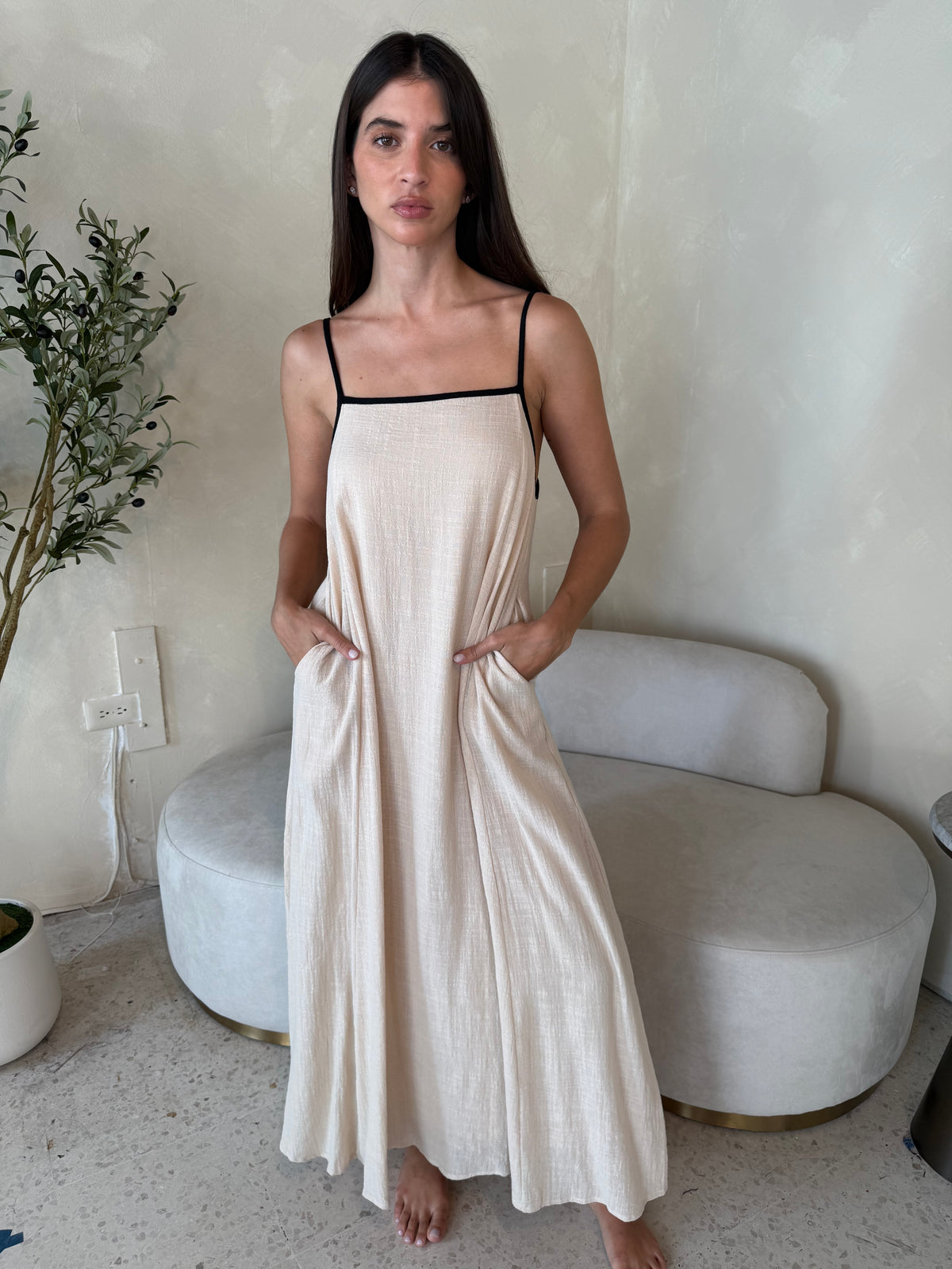 Oat Piping Maxi Dress
