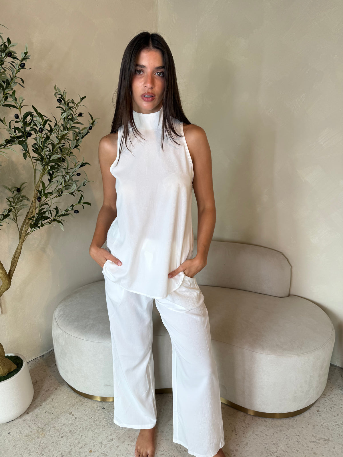 High Sleeveless Top And Straight Leg Pants Set
