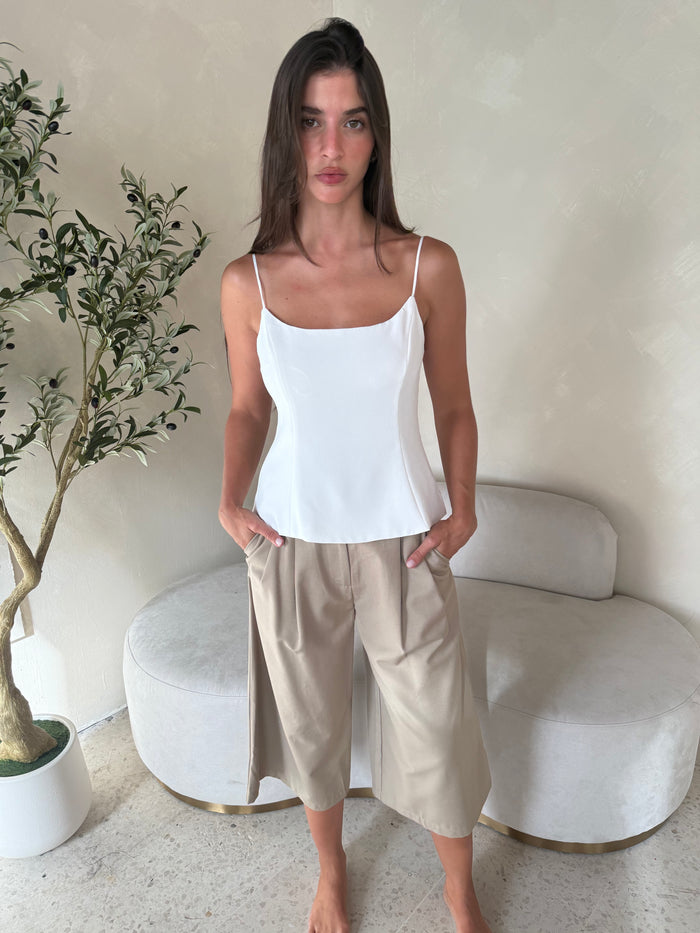 Pleated Sand Bermuda Shorts