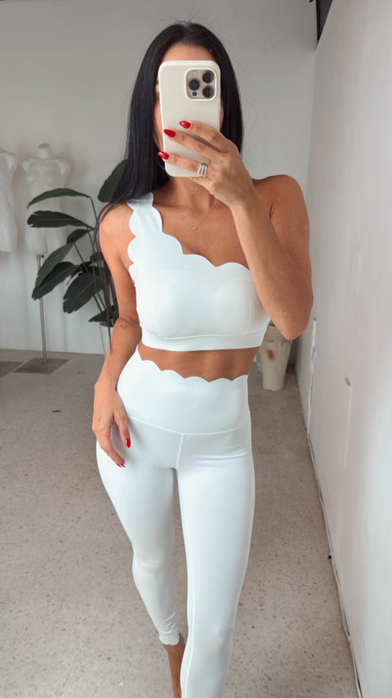 One Shoulder Nude Scallop Active Set