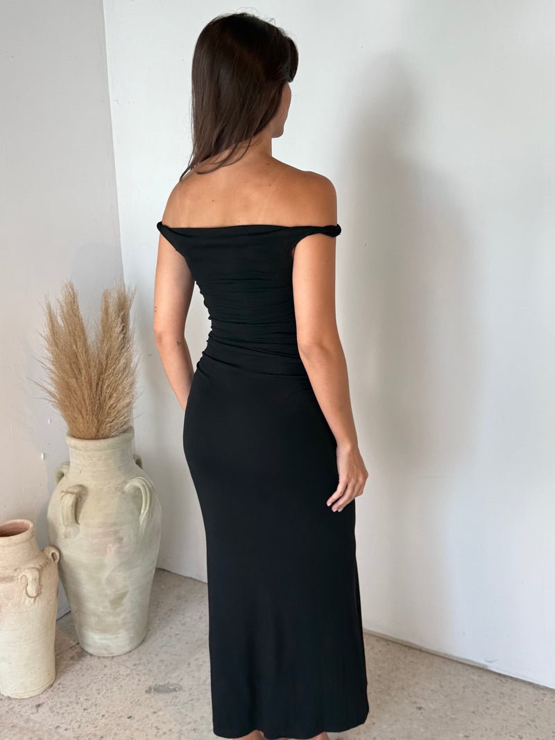 Ribbed Twist Maxi Dress