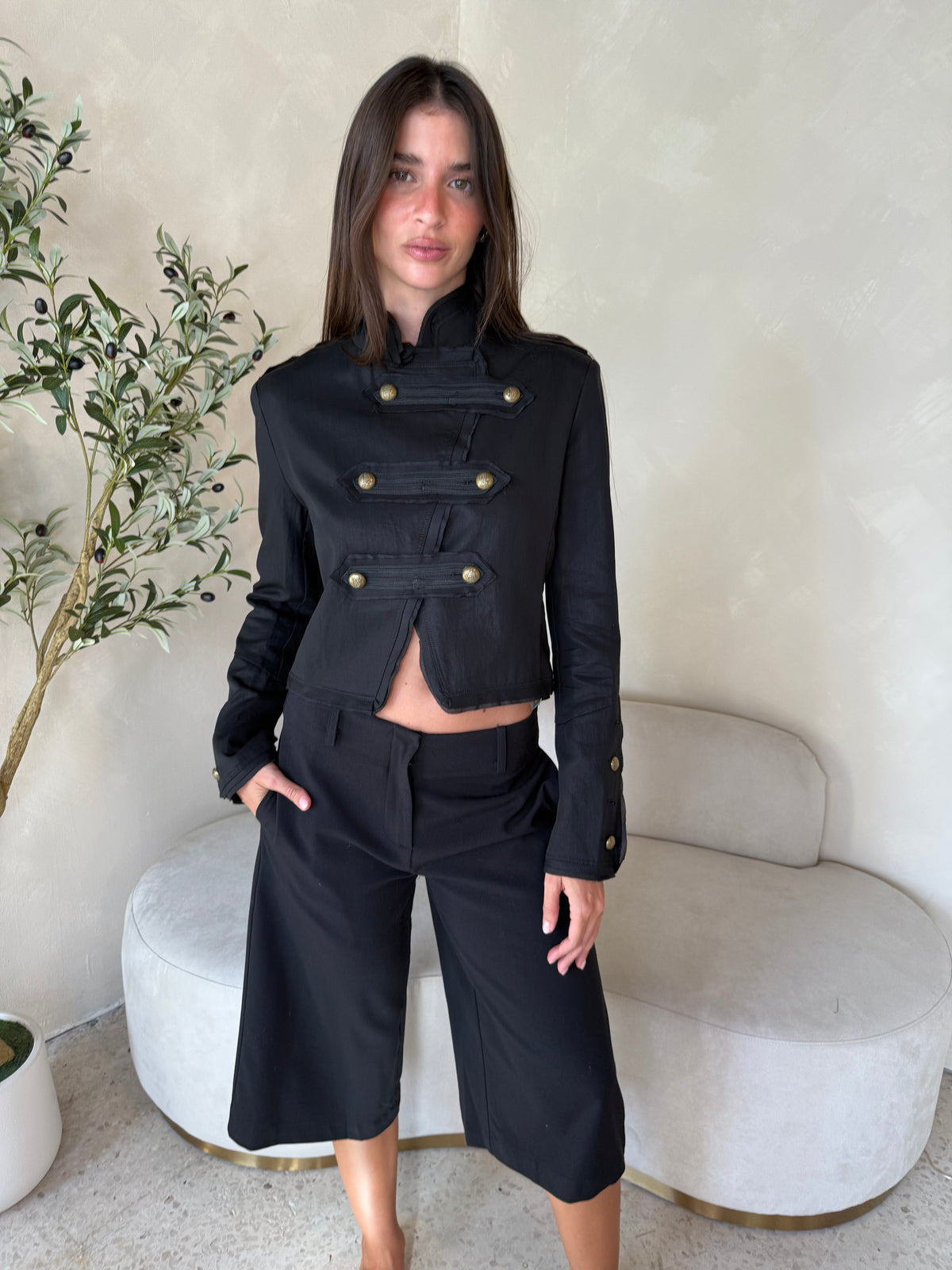 Wide Leg Bermuda Pants