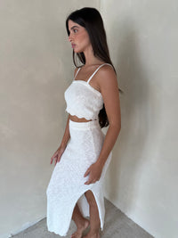 White Scallop Detail Set