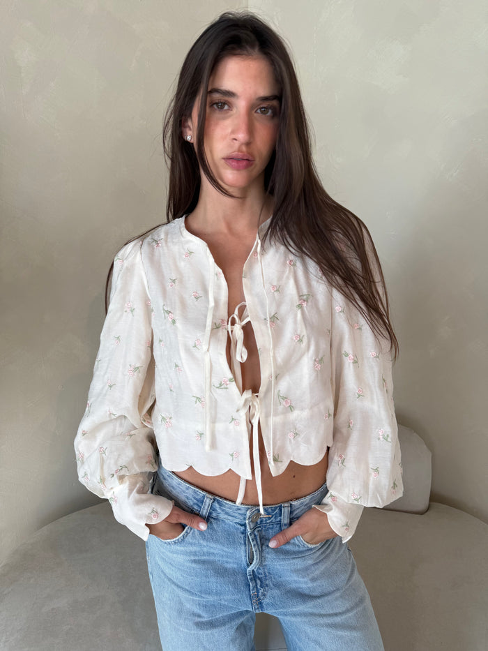 Floral Scallop Blouse