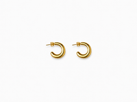 Gold Hoop Wavy Earrings