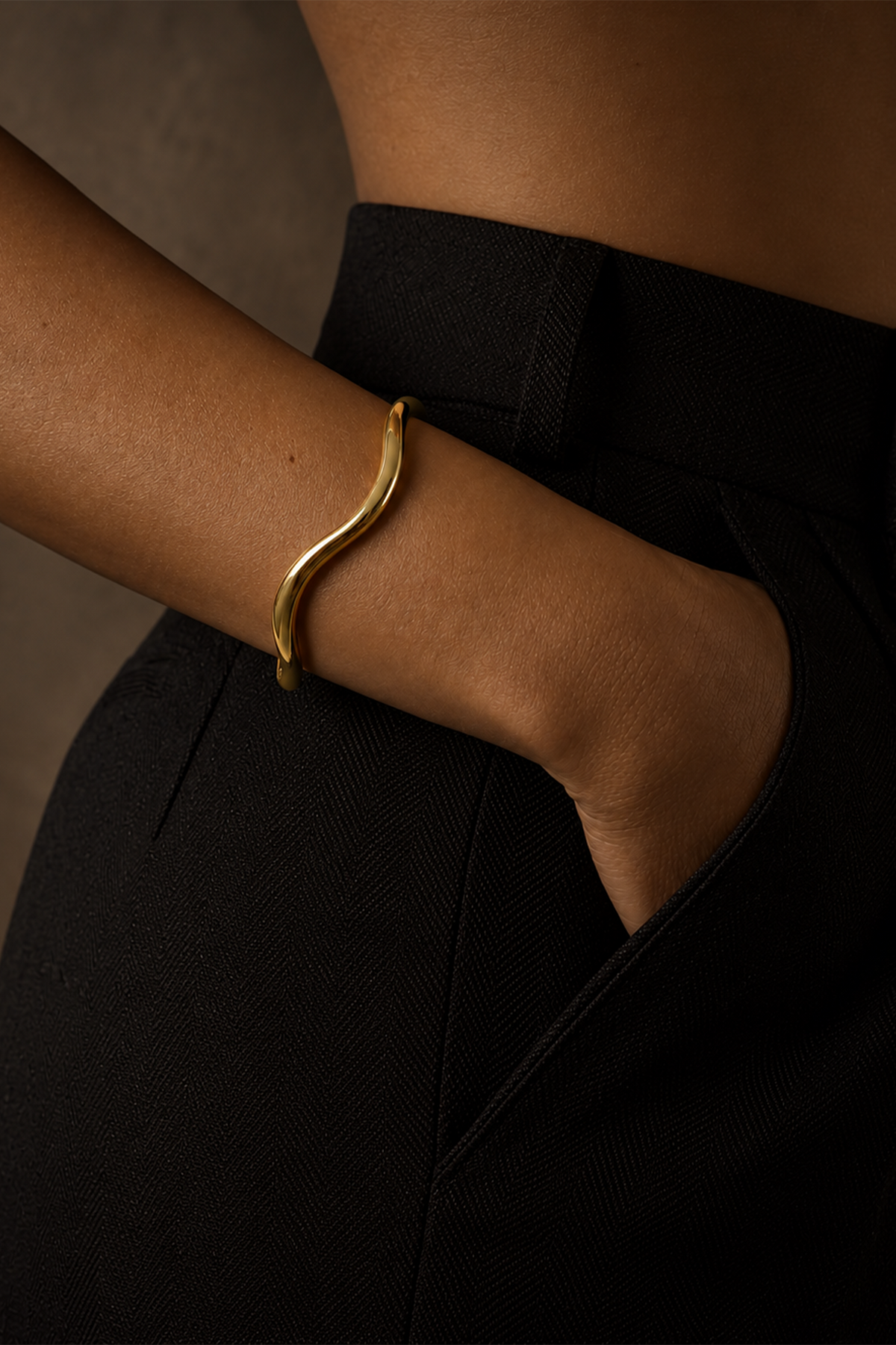 WAVE CUFF BRACELET