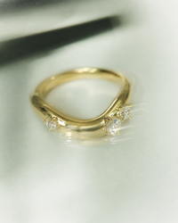 WAVE STONES RING