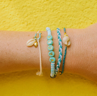 Beachside Blue Seashell Charm Bracelet
