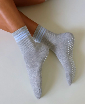 The Retro Midi Grip Socks - Blue & Grey