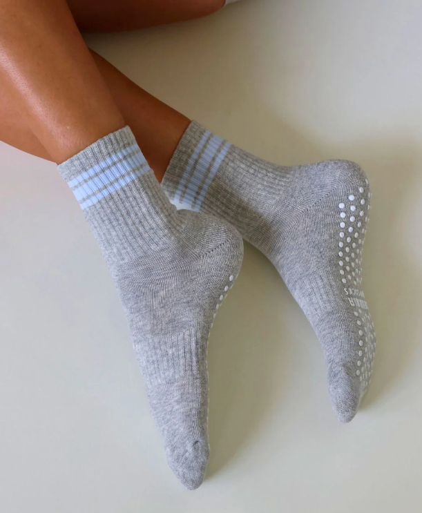 The Retro Midi Grip Socks - Blue & Grey