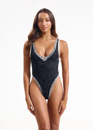 danika one piece moonstone