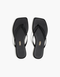 Square Toe Lily