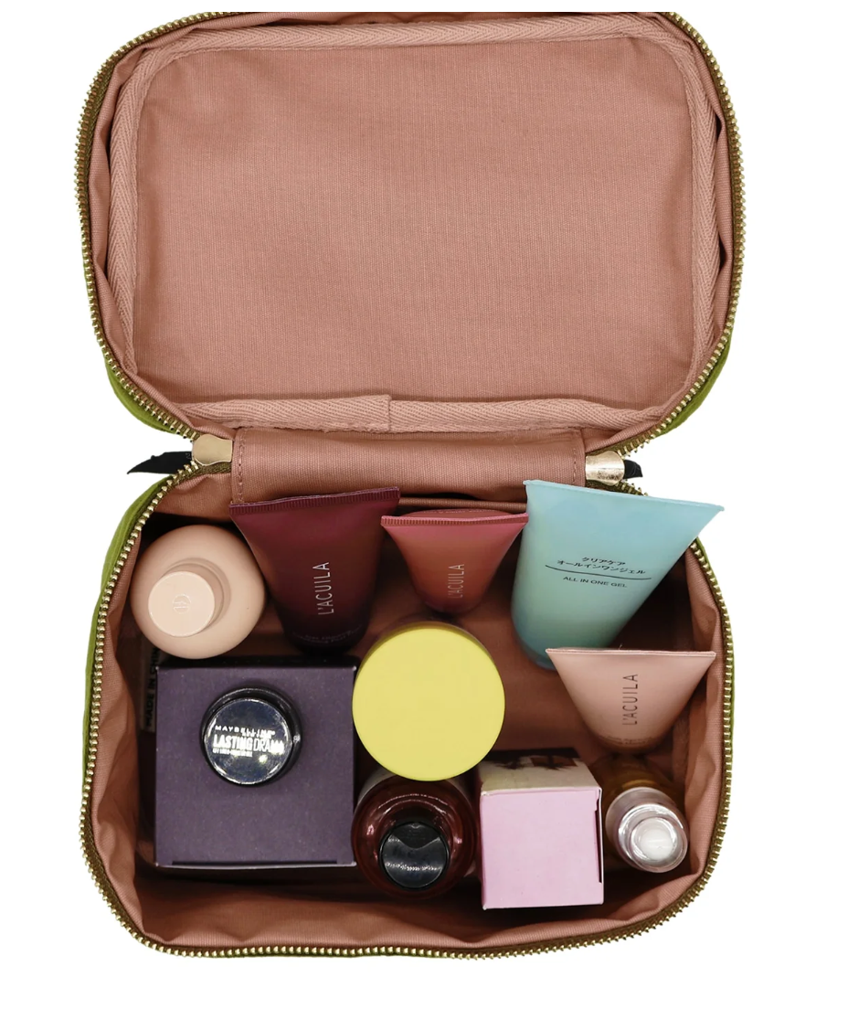 MY MAKEUP COSMETIC BOX, QUILTED GREEN VELVET