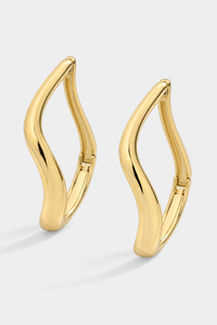 WAVE HOOP EARRING
